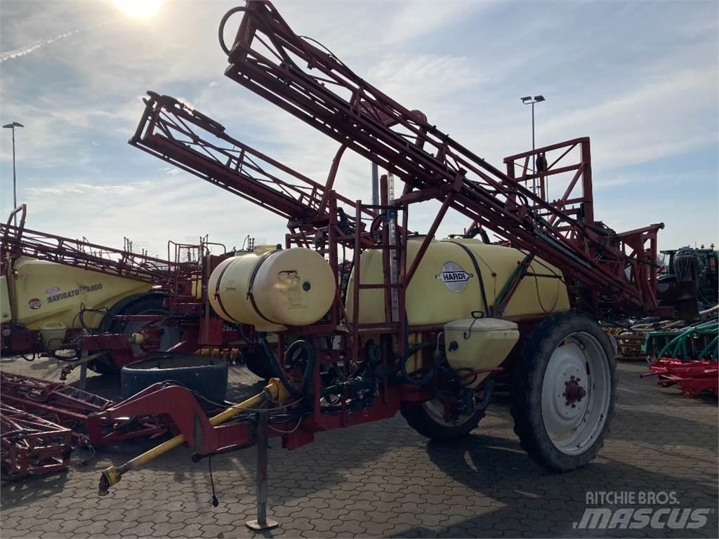 Hardi TZY 2400 牽引式噴霧機