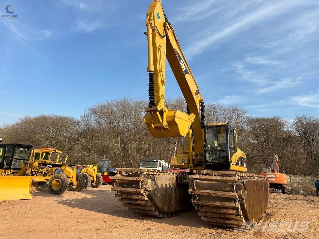 CAT 320 C L 水陸兩用挖掘機