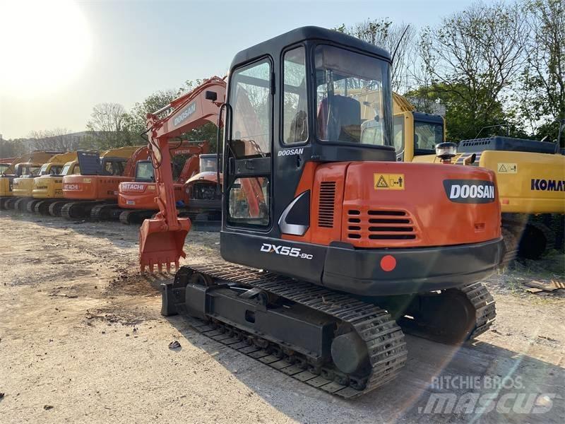 Doosan DX 55 旋轉式挖土機/掘鑿機/挖掘機