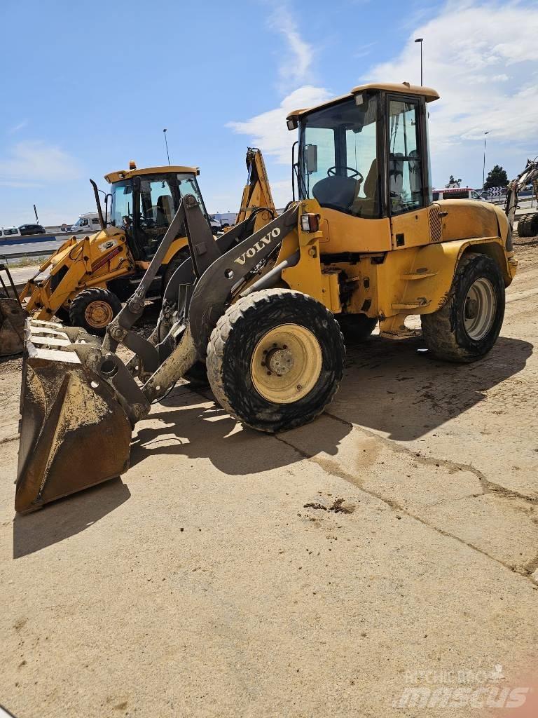 Volvo L 40 輪胎式裝載機