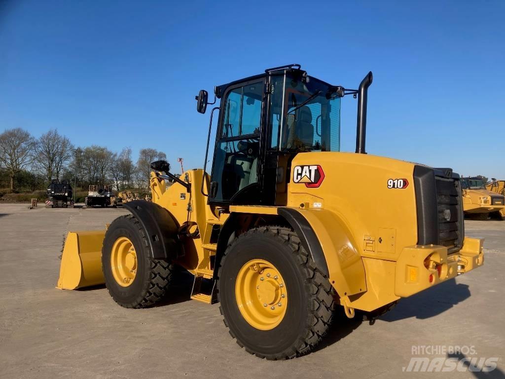 CAT 910 輪胎式裝載機