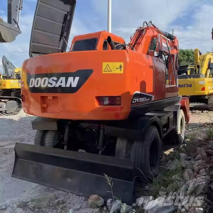 Doosan DX150W-9C 旋轉式挖土機/掘鑿機/挖掘機