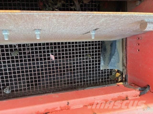 Sandvik QA450 移動式篩選機