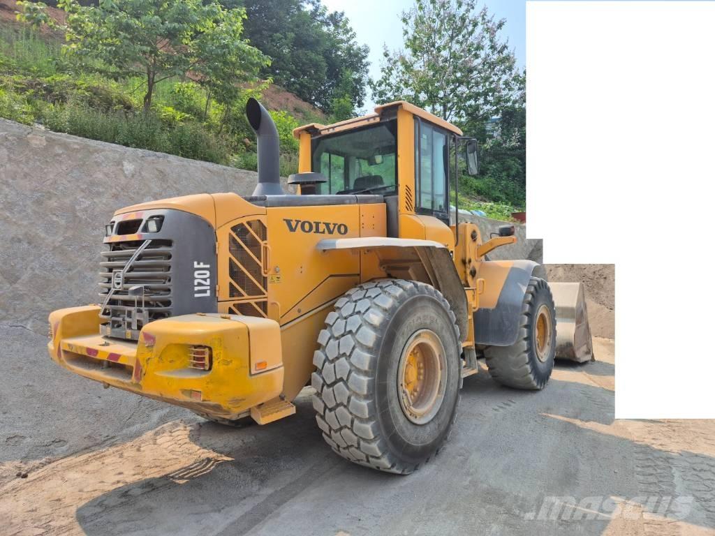 Volvo L 120 F 輪胎式裝載機