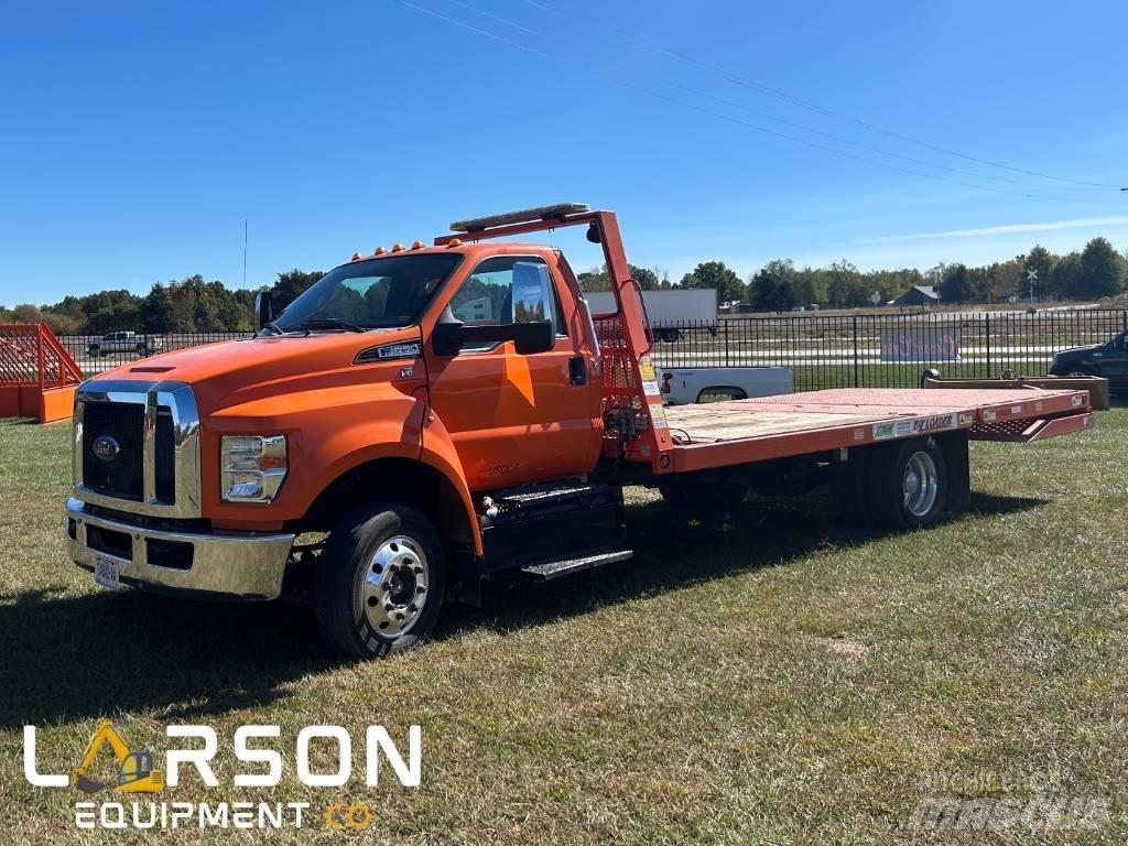 Ford F650 平板式/側卸式卡車