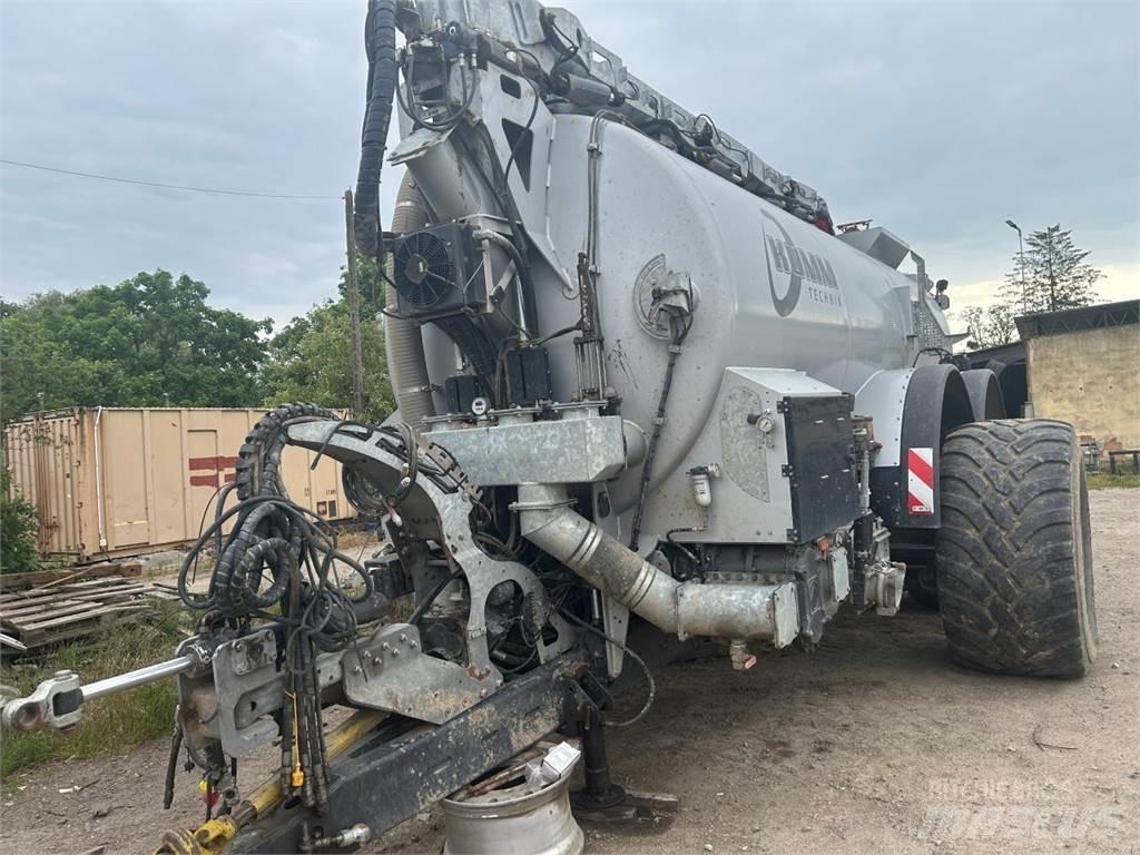 Kumm KTX 20,5 水肥車