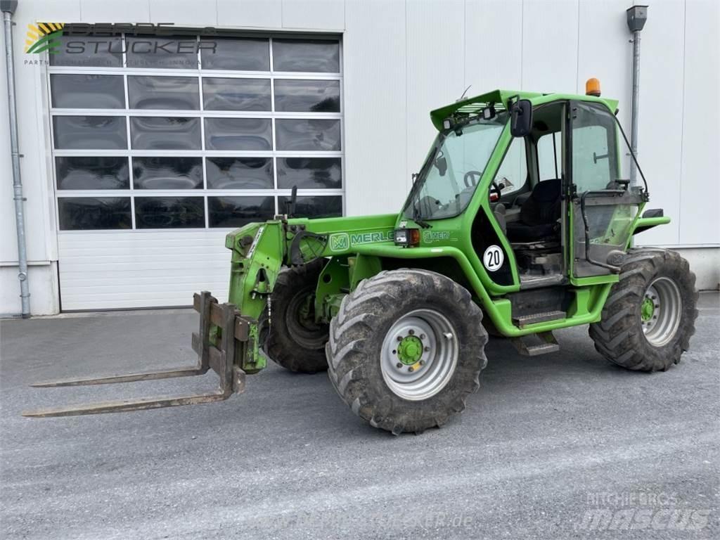 Merlo P40.7 伸縮臂操作車