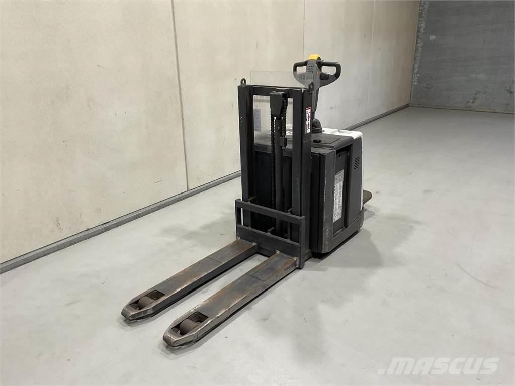Atlet PBP200THP167 自走式堆積機