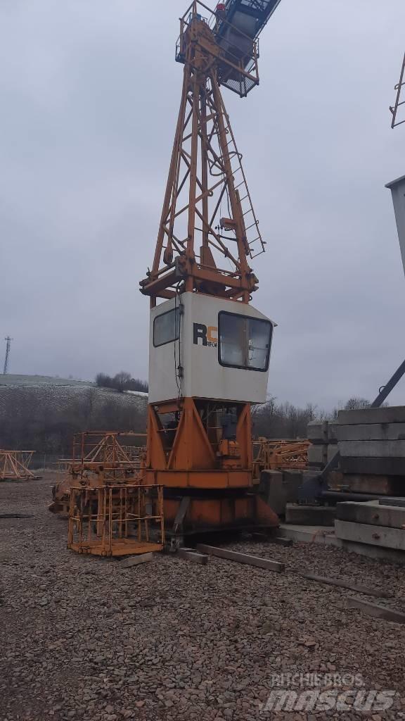Liebherr 112 EC-H 8 塔式起重機