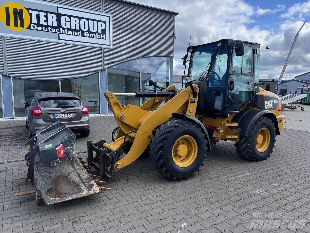 CAT 908 H 輪胎式裝載機