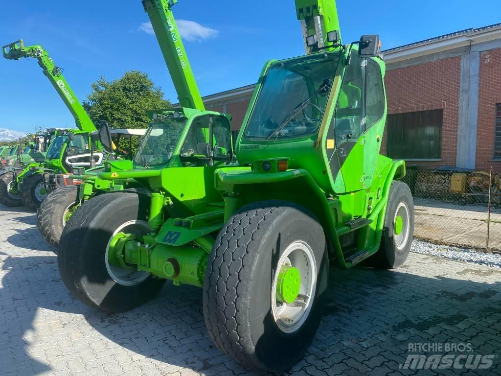 Merlo 101.10 農業用伸縮臂裝載機