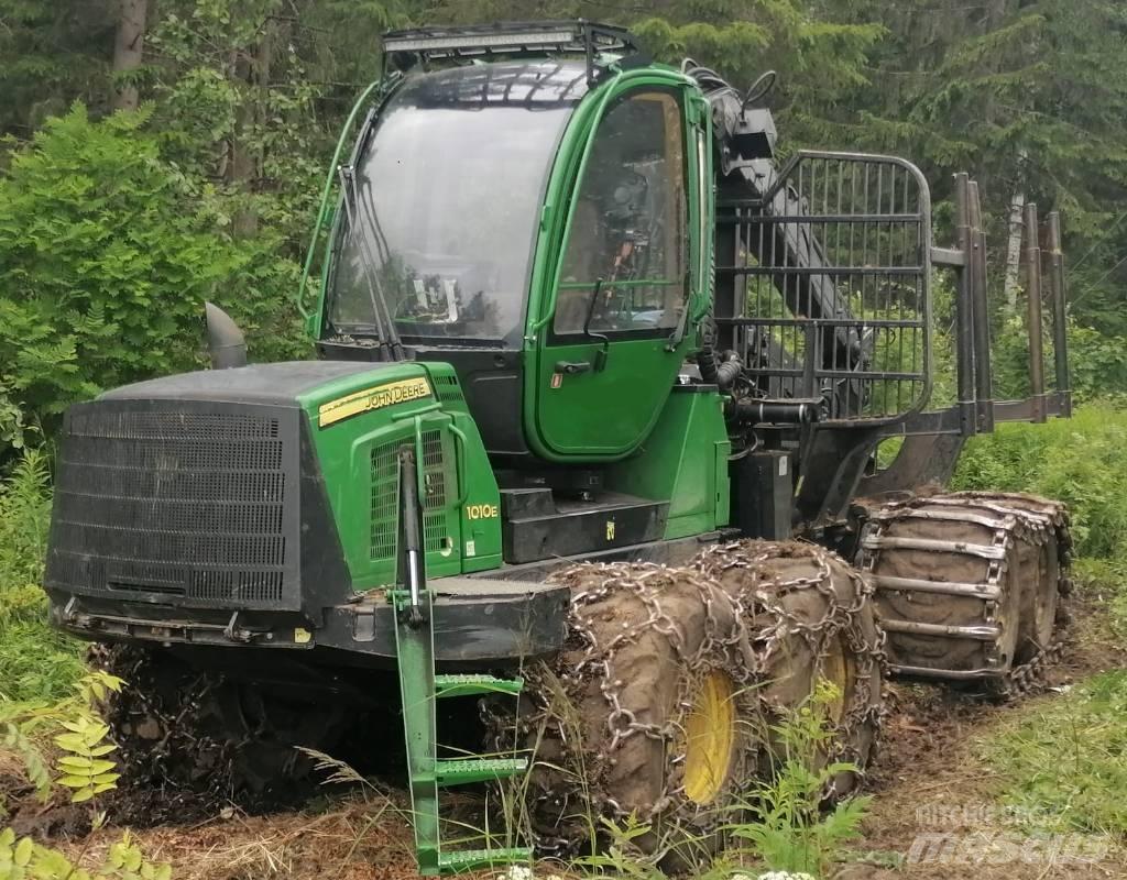 John Deere 1010 E 集運機