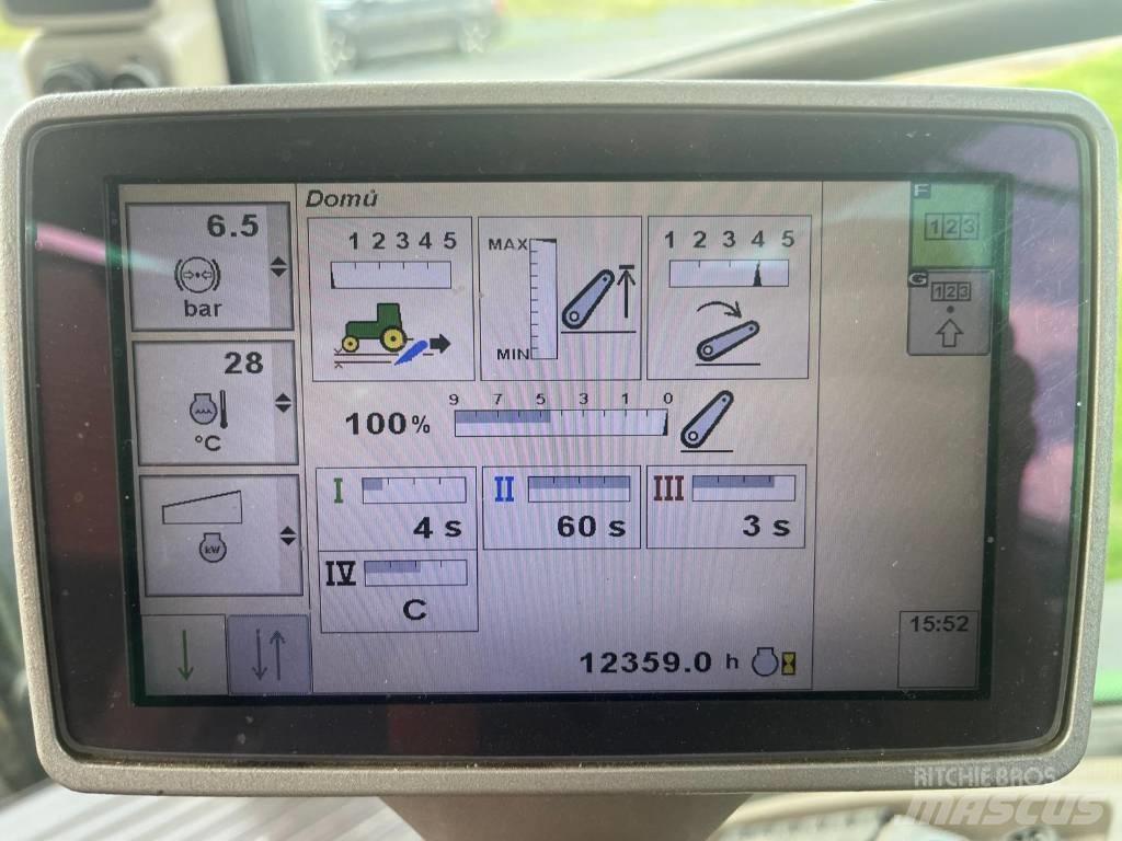 John Deere 8320 R 曳引機