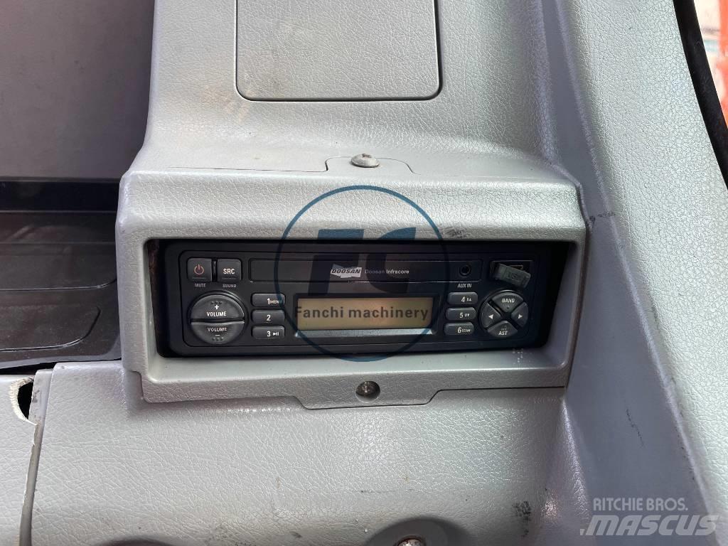 Doosan DX300 履帶式 挖土機/掘鑿機/挖掘機