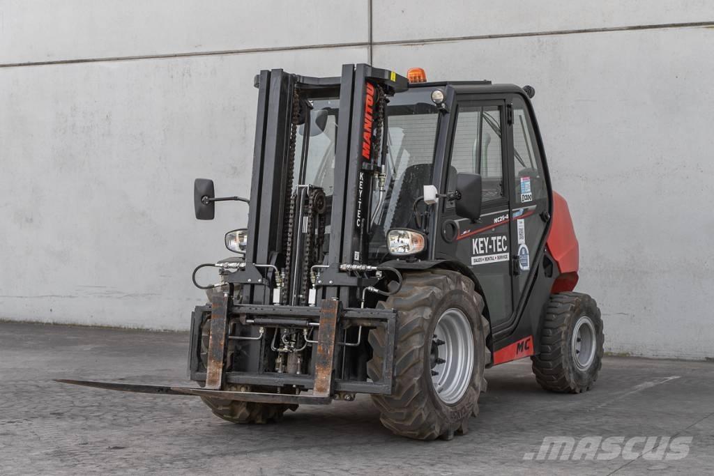 Manitou MC 25-4 柴油卡車
