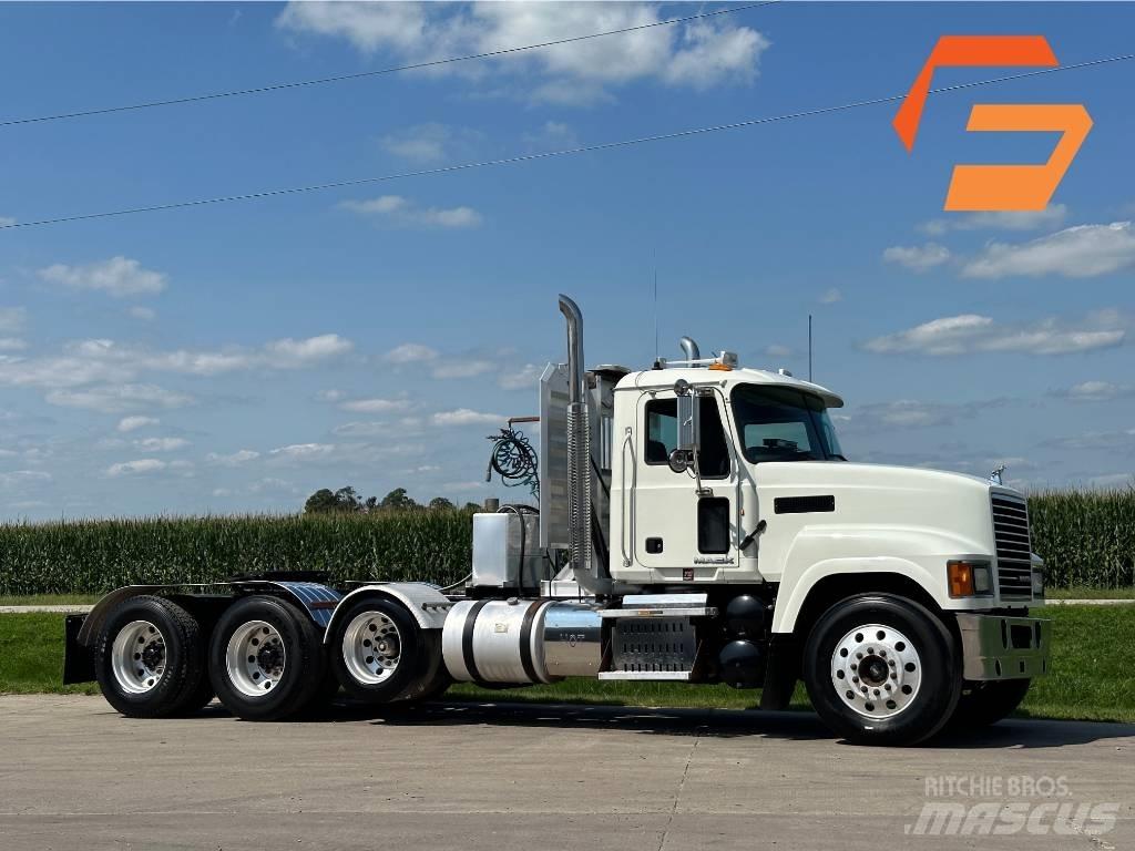 Mack Pinnacle CH613 曳引機組件