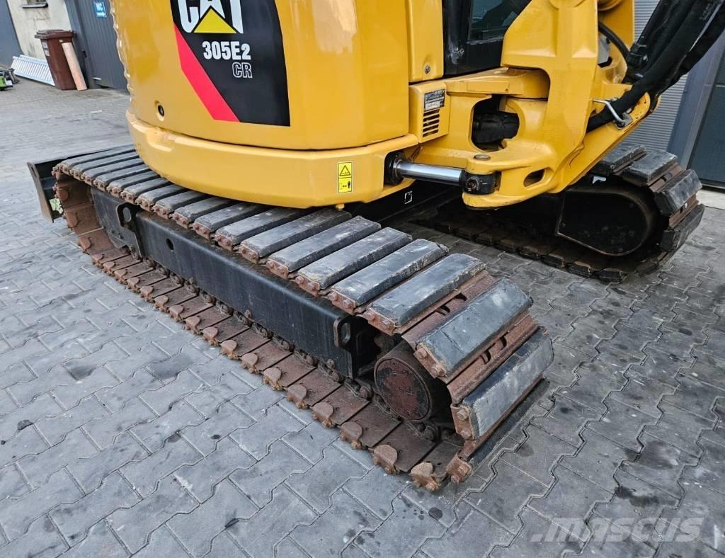 CAT 305 E2 小型挖土機/掘鑿機<7t(小型挖掘機)