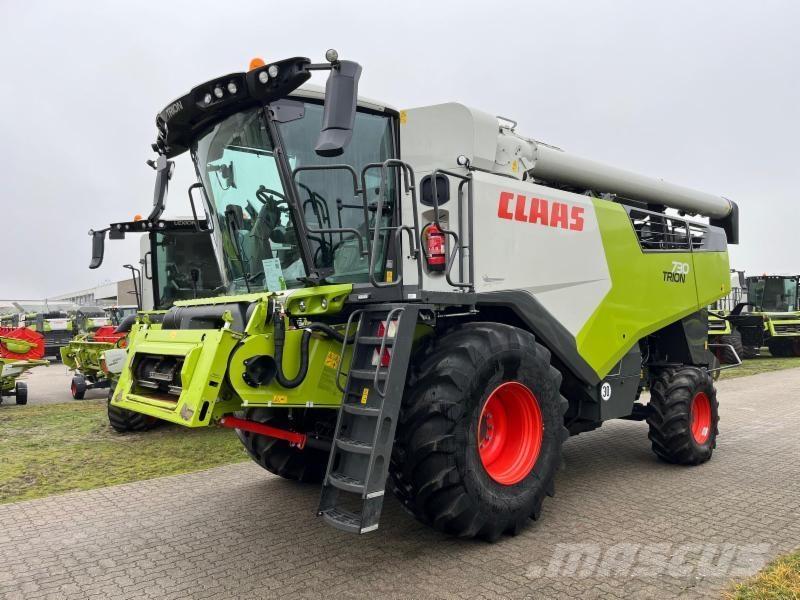CLAAS TRION 730 聯合收穫機