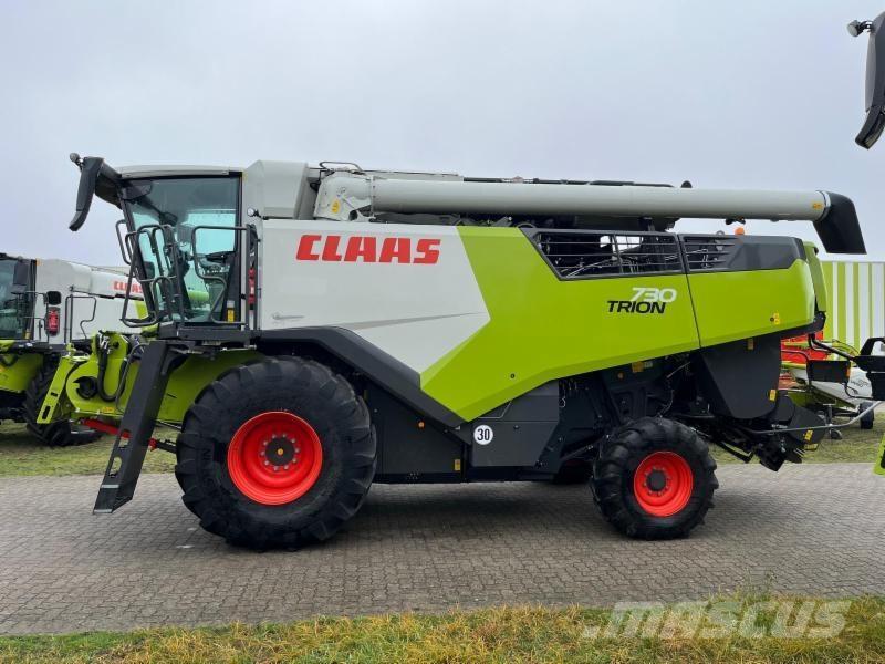 CLAAS TRION 730 聯合收穫機