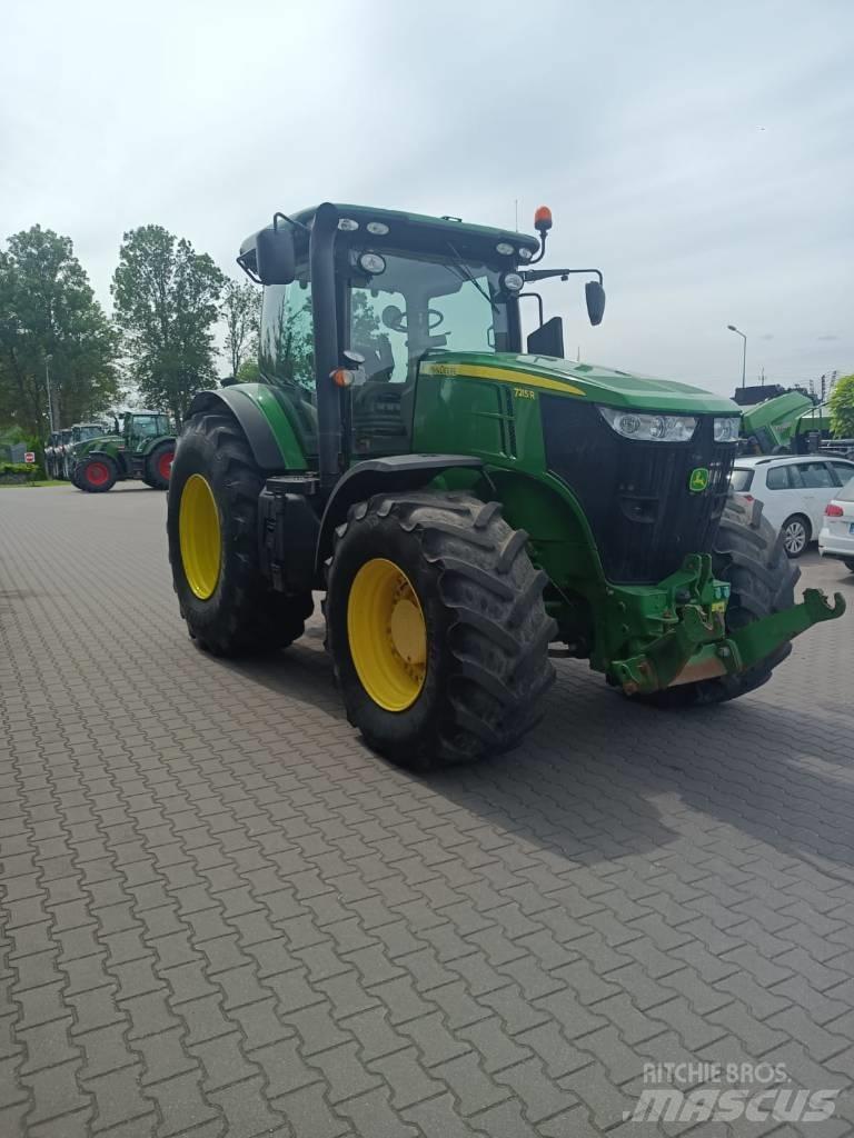 John Deere 7215 R 曳引機