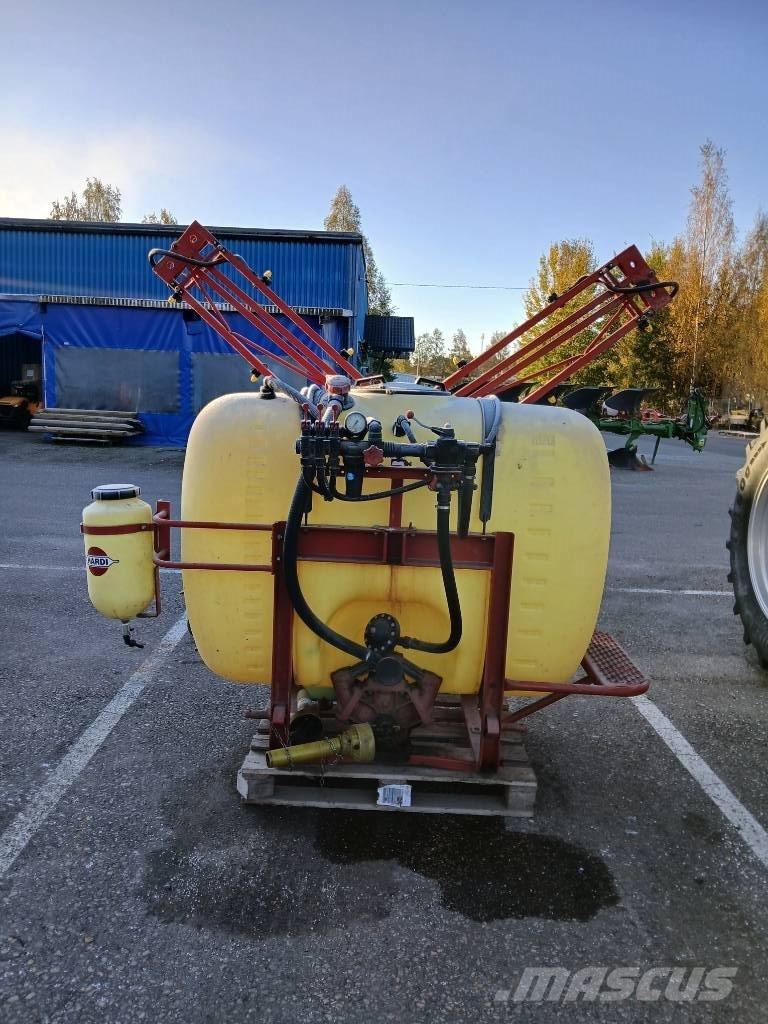Hardi NK 850 / 12M 承載式噴霧機