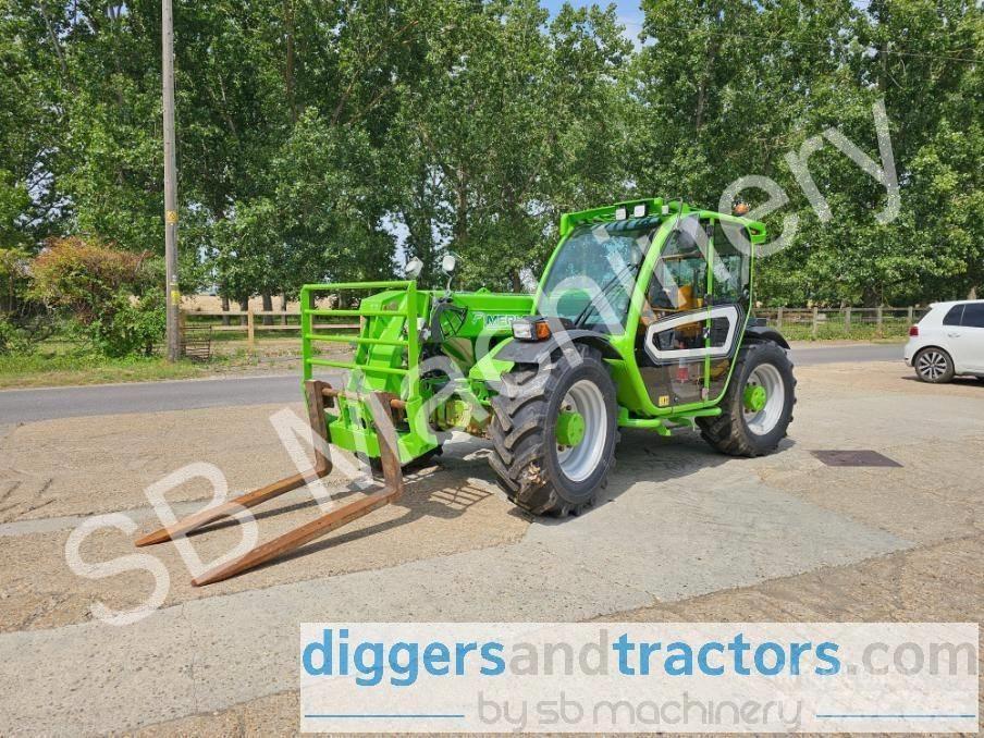 Merlo TF 33.7 伸縮臂操作車
