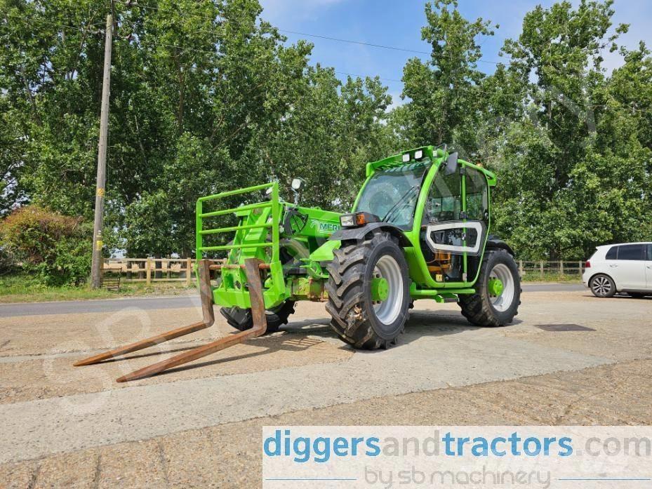 Merlo TF 33.7 伸縮臂操作車