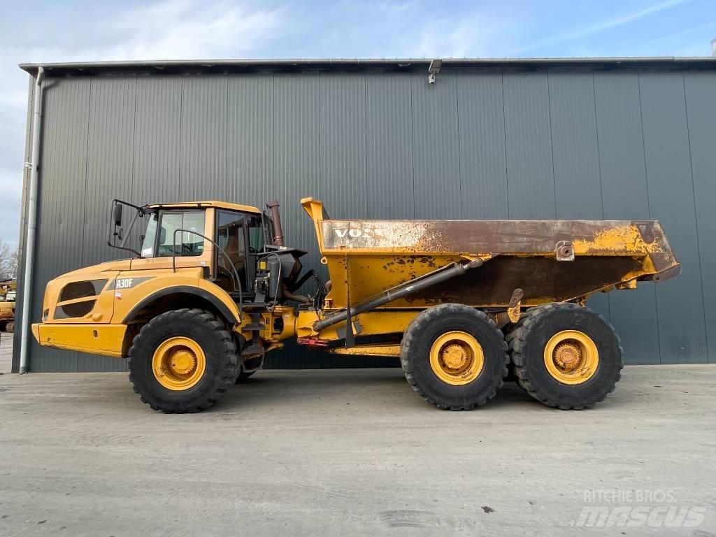 Volvo A30F 鉸接式起吊車