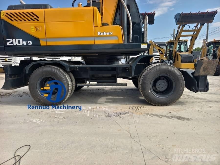 Hyundai 210W-9 旋轉式挖土機/掘鑿機/挖掘機