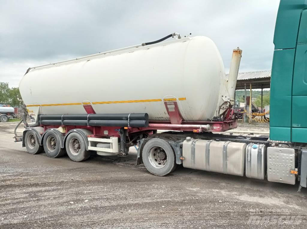Kässbohrer Kippsilo 罐體拖車