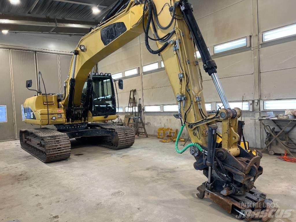 CAT 323 D L 履帶式 挖土機/掘鑿機/挖掘機