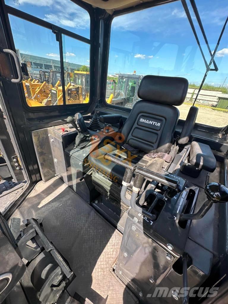 Shantui SD 22 F 履帶推土機