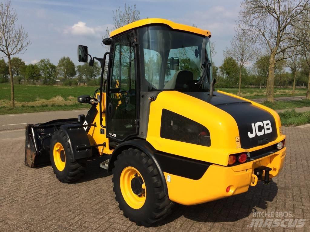 JCB 406 輪胎式裝載機