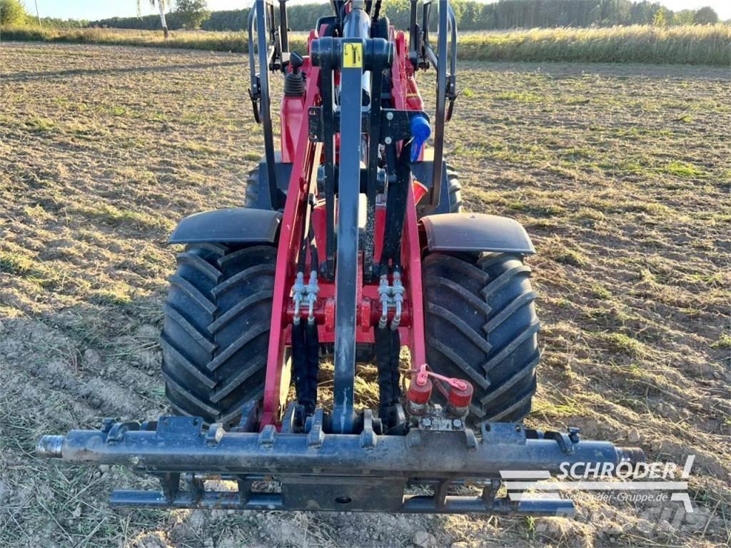Schäffer 2630 小型裝載機