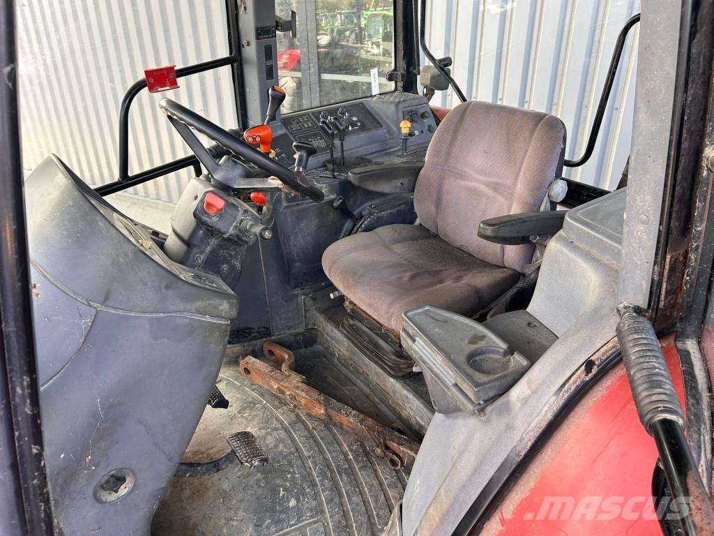 New Holland M 100 DT 曳引機