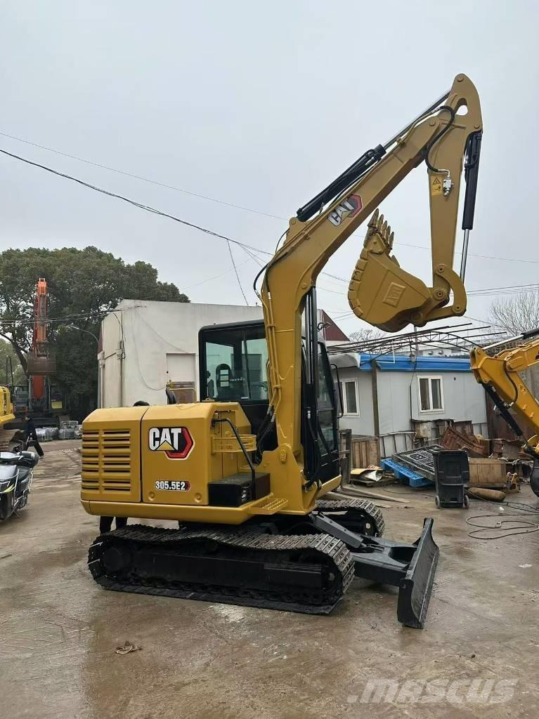 CAT CAT305.5E2 小型挖土機/掘鑿機<7t(小型挖掘機)