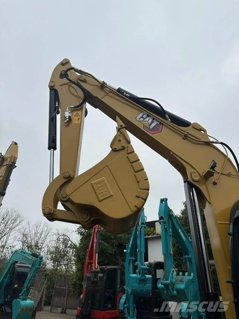 CAT CAT305.5E2 小型挖土機/掘鑿機<7t(小型挖掘機)