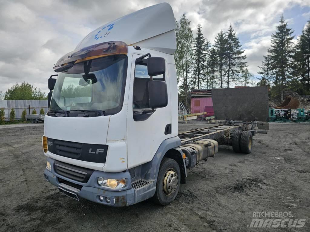 DAF 45-220 商用底盤車