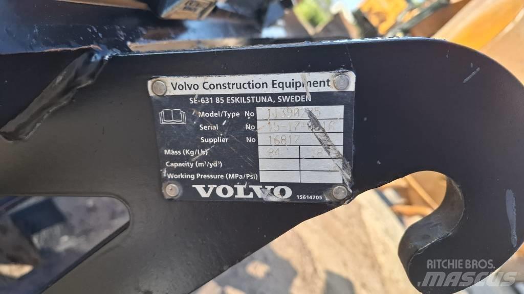 Volvo BM L20B 輪胎式裝載機