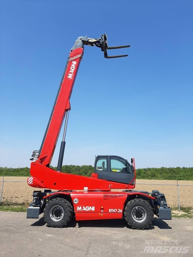 Magni RTH 7.26 伸縮臂操作車