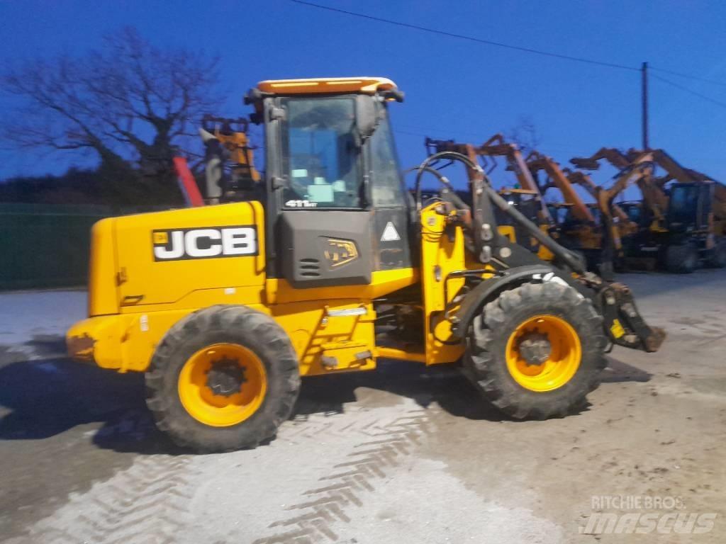 JCB 411 農業用伸縮臂裝載機
