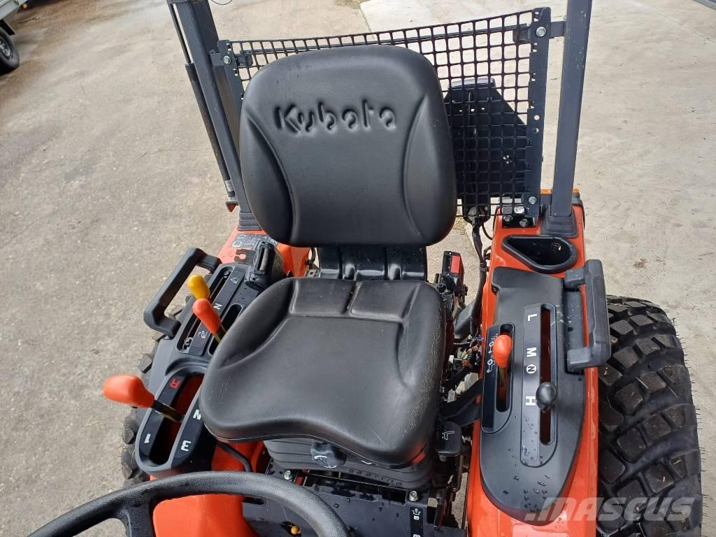 Kubota B1-241 小型曳引機