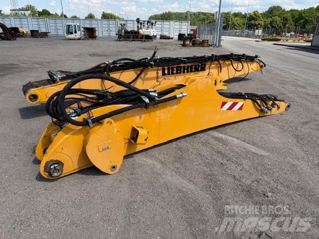 Liebherr LH 26 ARMS 吊桿和鏟斗