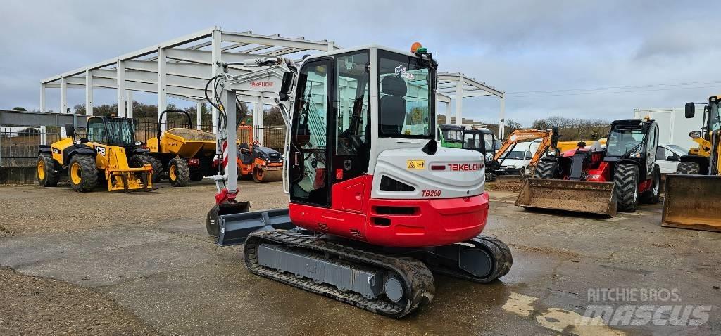 Takeuchi TB 260 小型挖土機/掘鑿機<7t(小型挖掘機)