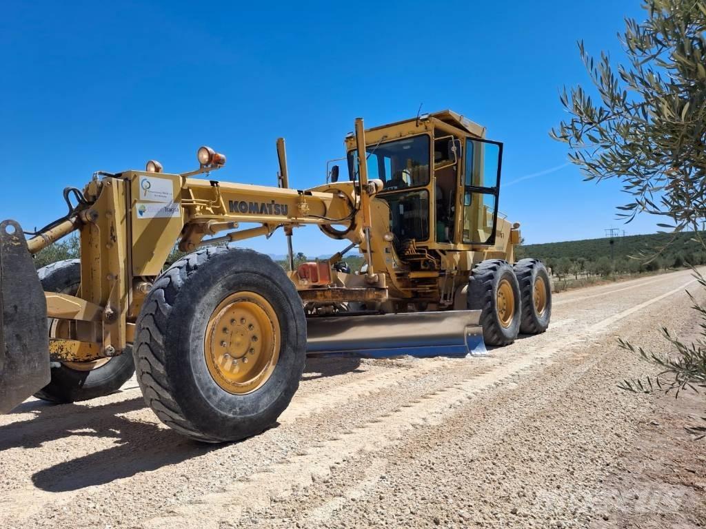 Komatsu GD 521 A-1E 其他