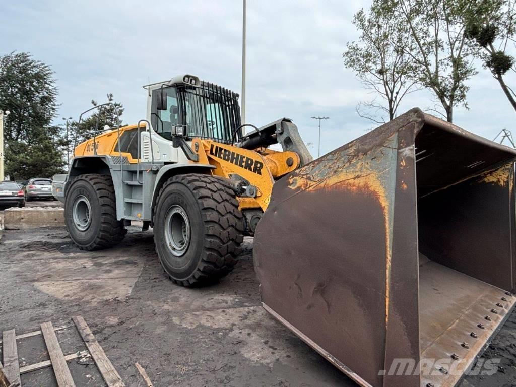 Liebherr L 566 輪胎式裝載機