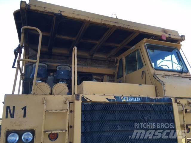 CAT 773B 剛性傾卸卡車
