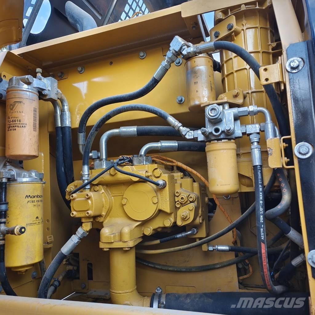 CAT 320 D 履帶式 挖土機/掘鑿機/挖掘機