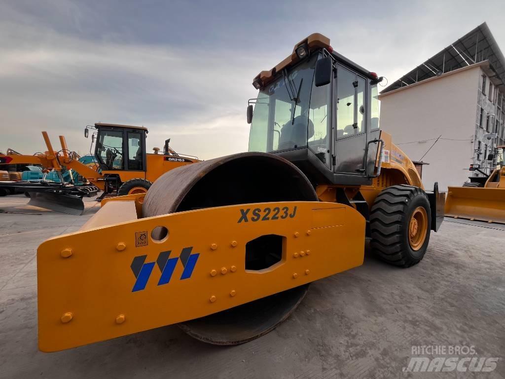 XCMG XS 223 J 單輪滾壓機