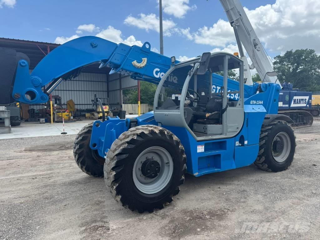 Genie GTH 1544 伸縮臂操作車